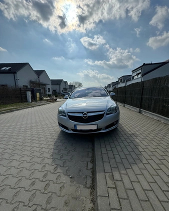 Opel Insignia cena 30900 przebieg: 249700, rok produkcji 2015 z Poznań małe 67